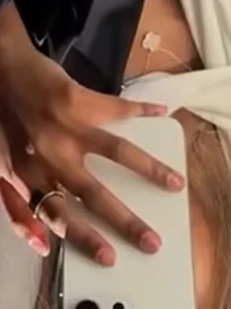 

HH 2026 Women Chic Double Breasted Pocket Lapel Design Black Blazer Coat Fashion Female Long Sleeves Casual Loose Street Coat