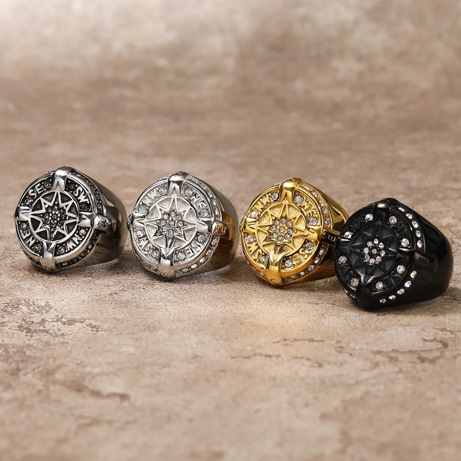 

CHUANGCHENG Punk Style Personalized Hip-hop Compass for Men's Stainless Steel Diamond Rings Sizes 6-13