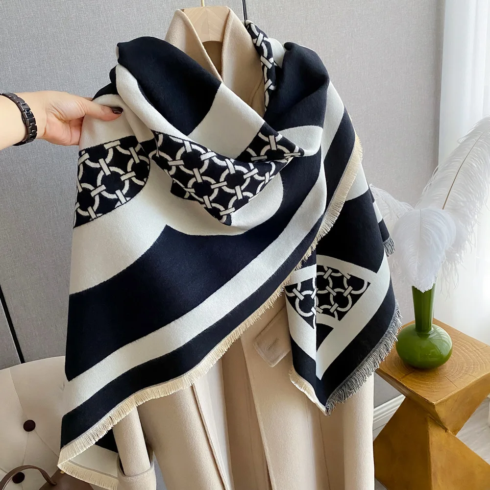 Autumn and Winter New Cashmere Scarves Women's English Style Square  Long Thickened Neck Shawl