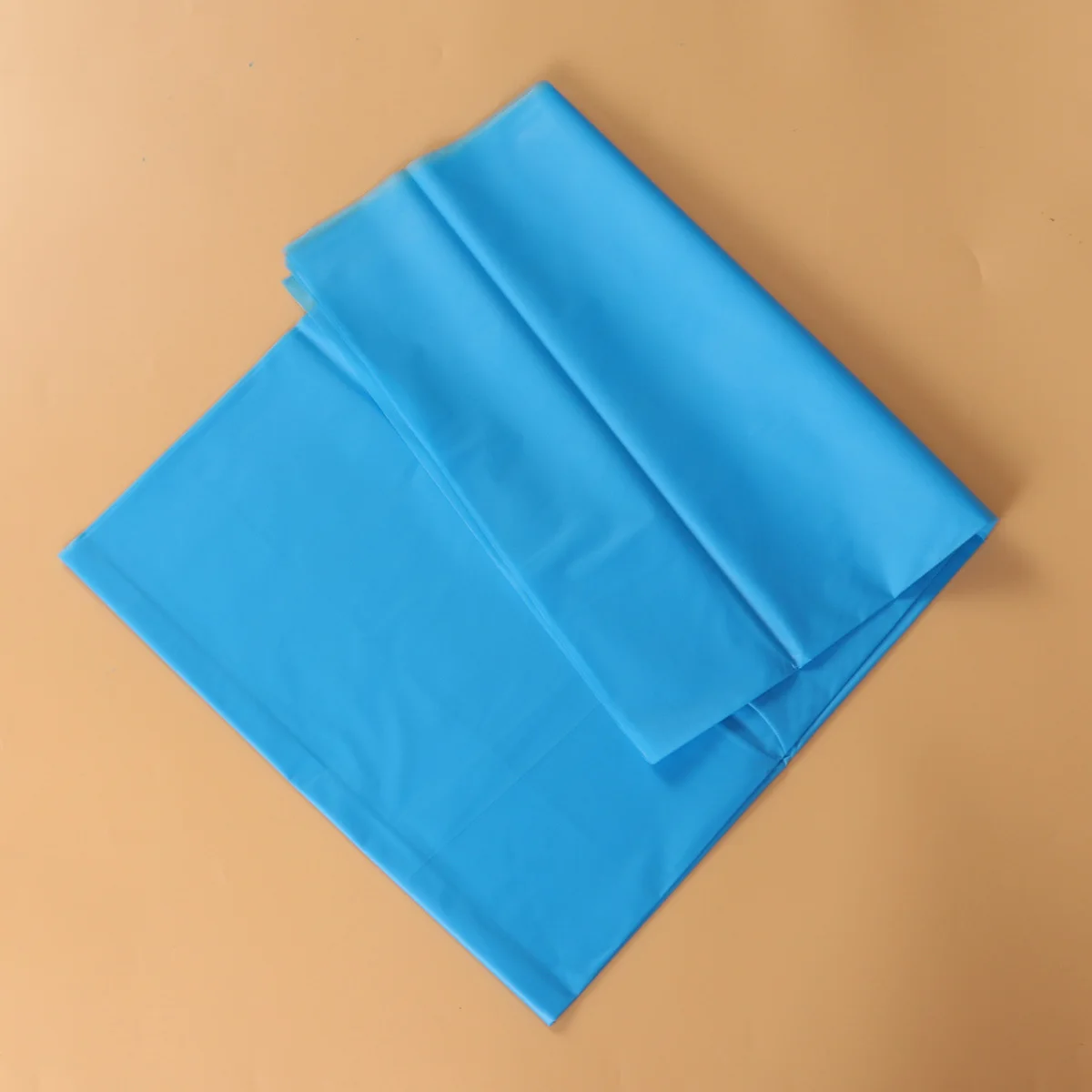 

Large Rectangular Blue Plastic Tablecloth 137x183cm Heavy Duty Washable Wipeable Cover for Outdoor Parties Plastic Tablecloth