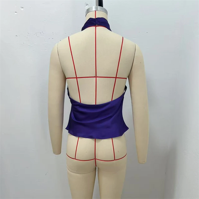 KEYANKETIAN 2025 été nouveau col oscillant pour femmes licou Satin gilet mode Sexy dos nu sans manches haut court mince pull