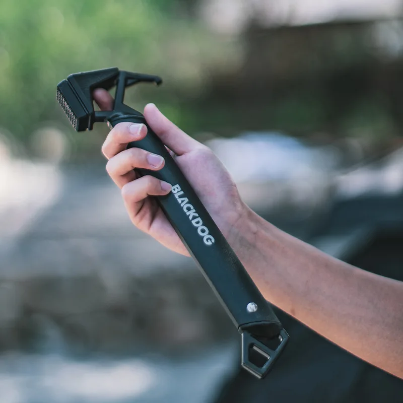 BlackDog Outdoor Multifunctional Cast Iron Camping Hammer Tent Ground Peg Hammer Field Equipment Aluminum Alloy Handle