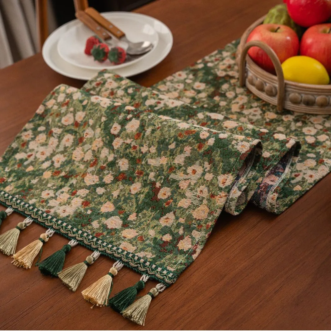 Table Flag Jacquard Green Countryside Flower Cluster Tassel Family Gathering Dining Hotel Restaurant Tea Dining Flag Long Strip