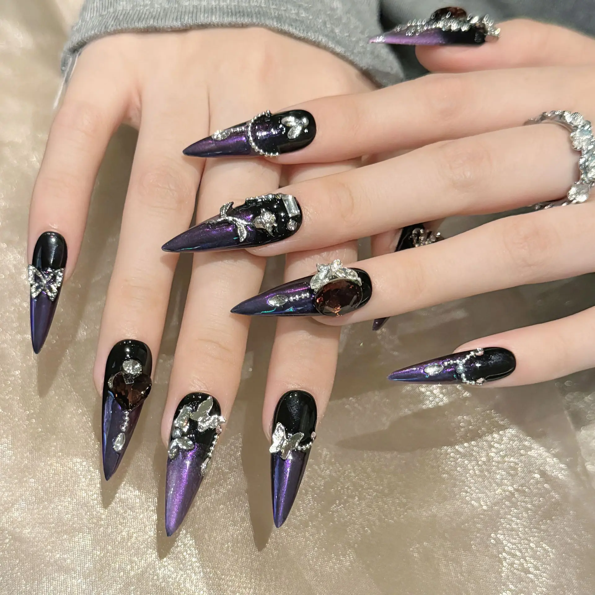 Pure hand-worn purple dark temperament high-grade heavy industry luxury Spice Girl pure white nail