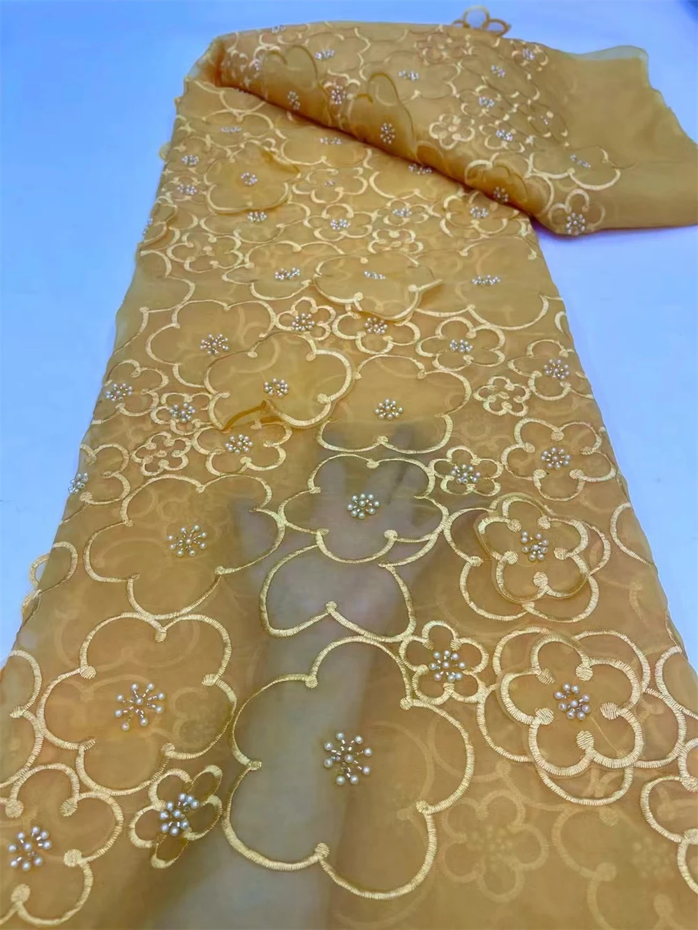 Weißer Luxus afrikanischer 3d Blumen spitzens toff hochwertige bestickte nigerian ische Spitzens toffe 5 Meter für Frauen Party kleid