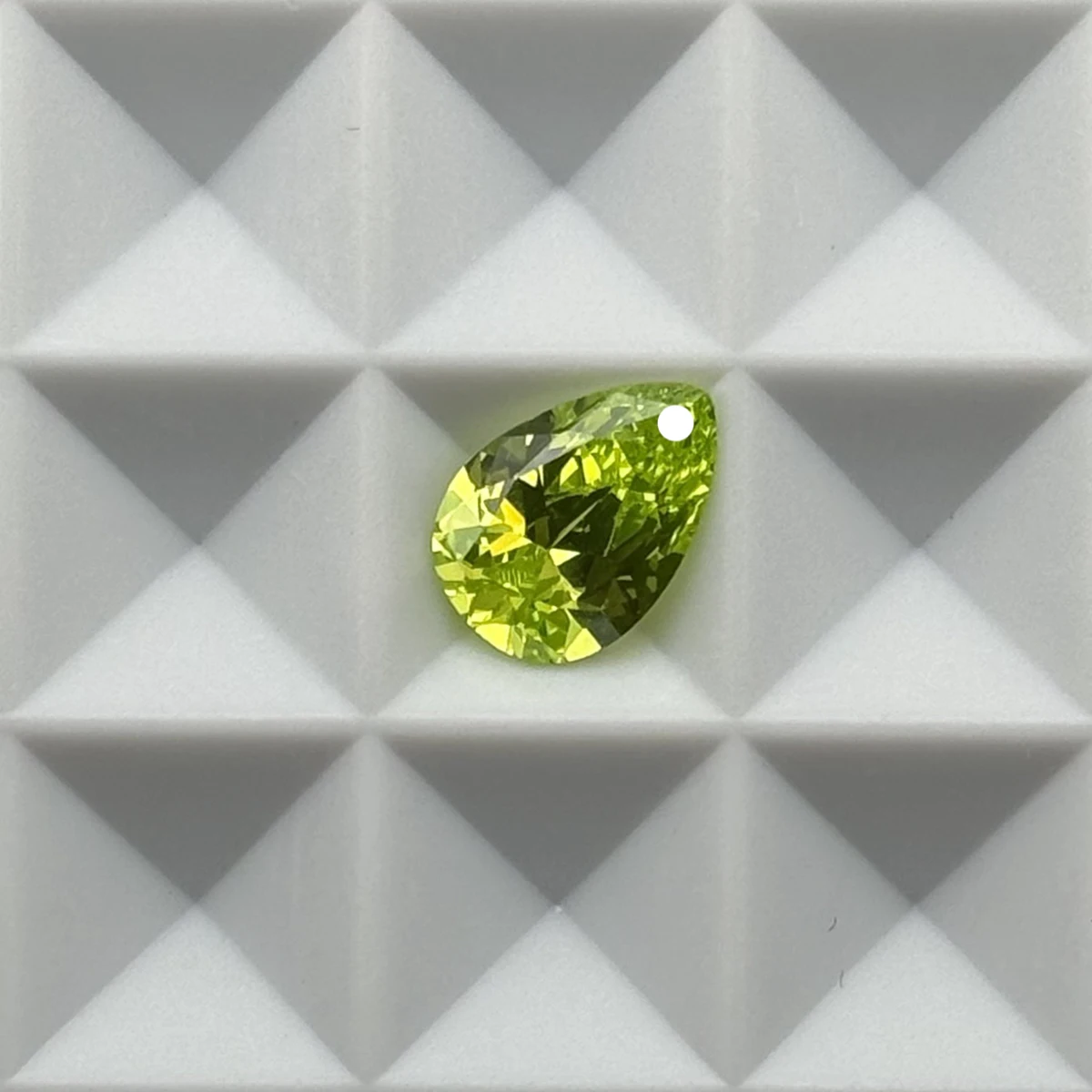 Meisidian Drilled Hole Pear Shape 3x5-12x16mm Mixed Colors Synthetic Cubic Zircon Loose Gemstone Colorful CZ Stone