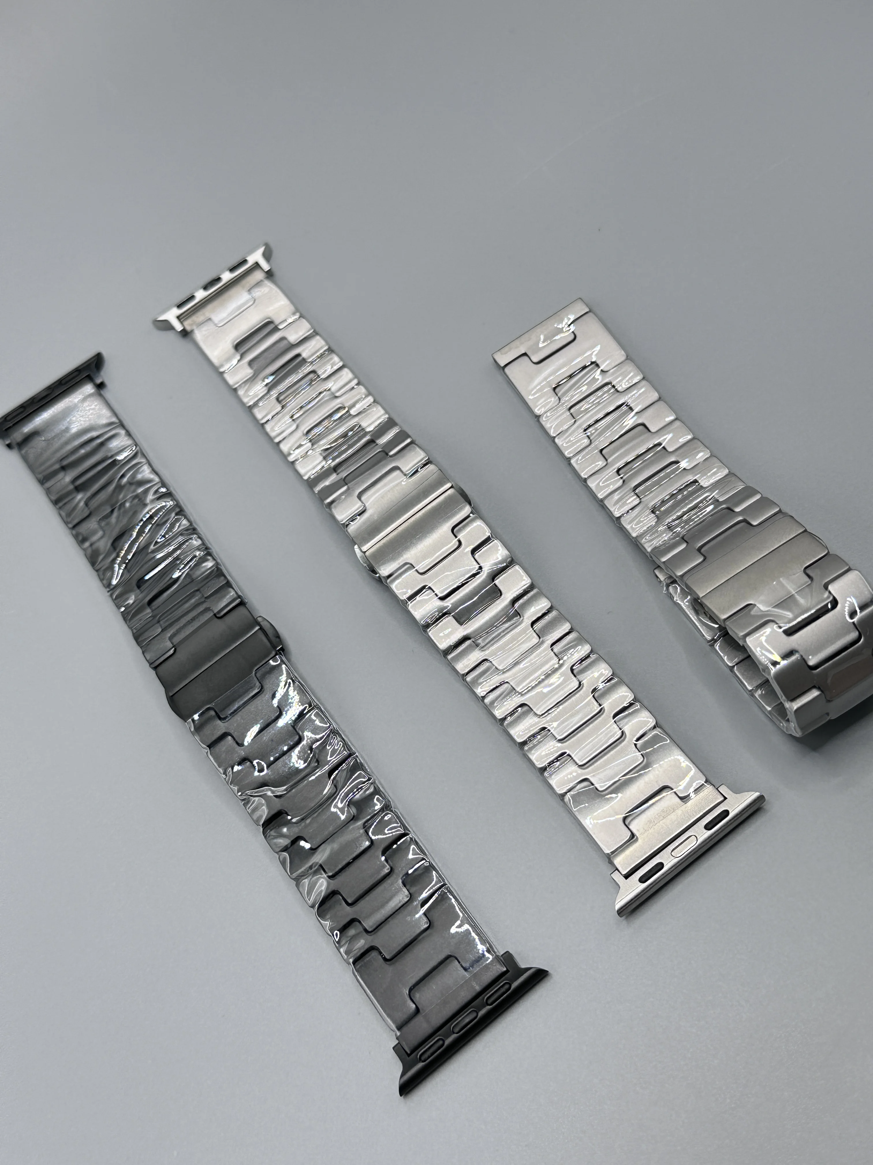 

Подходит для iwatch металлического ремешка из титанового сплава, сверхлегкого ремешка, серебристого/черного/титанового яблока.