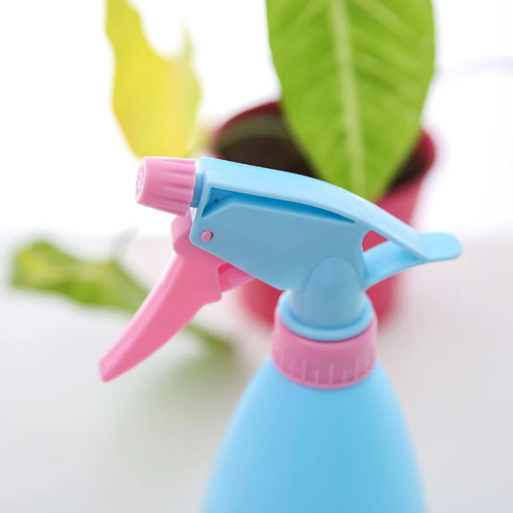 

3Pcs Hand Pressure Spray Kettle Candy Color Lightweight Plastic Water Sprayer for Plants Gardening Flower Watering Tool