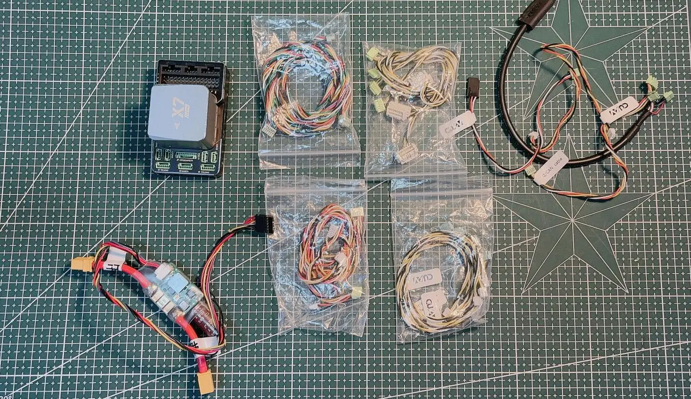 CUAV X7 + PRO Flight Controller Open Source Autopilot für PX4 APM Quadcopter Pixhawk Prozessoren: STM32H743 ADIS16470