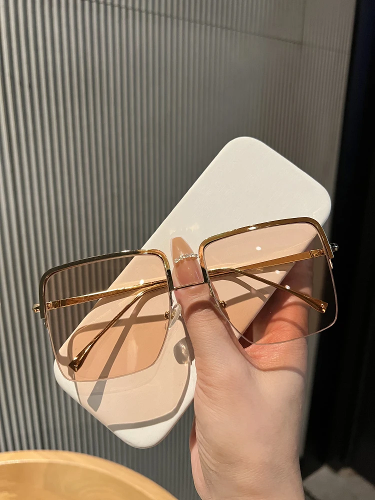 gafas-de-sol-cuadradas-cherry-koko-para-mujer-montura-f-estilo-urbano-lentes-grandes-color-te-sensacion-de-alta-moda-gafas-Opticas