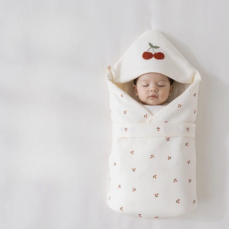 Newborn Baby Swaddle Blanket ThickenCotton Cartoon Winter Baby Wrap for Delivery Room Outdoor Soft Infant Carrying Wrap Gifts
