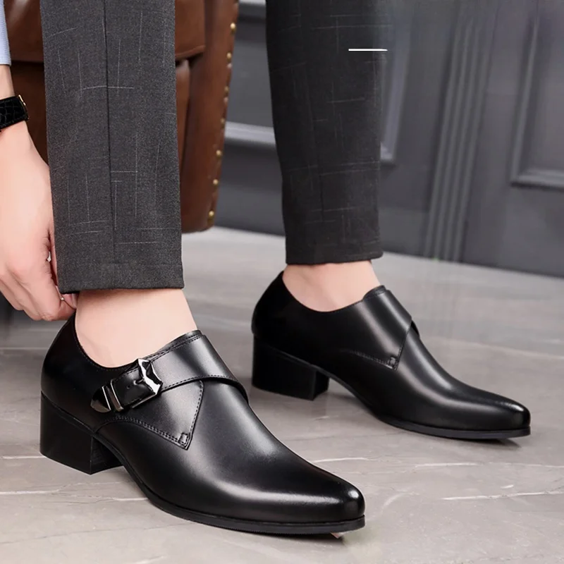 

Кожаный остроконечный мужской деловой костюм Toe oes, повседневный осенний дышащий свадебный костюм без шнуровки из натуральной кожи, утягивающий мужской...