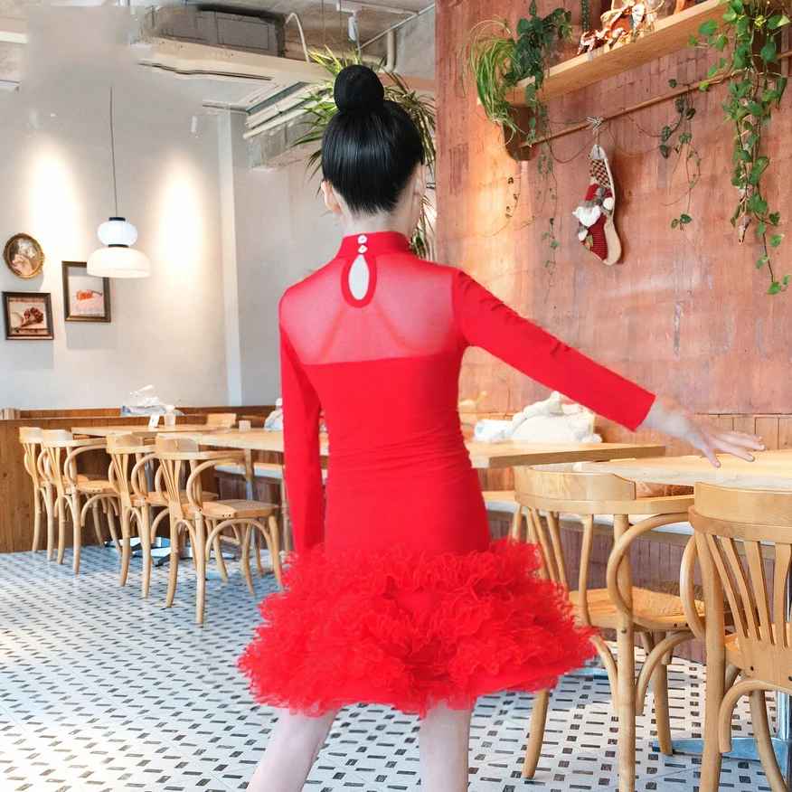 Trajes de baile latino para niñas, faldas divididas con mangas de malla roja, traje de Samba Chacha, ropa de baile latino XH3969, 2026
