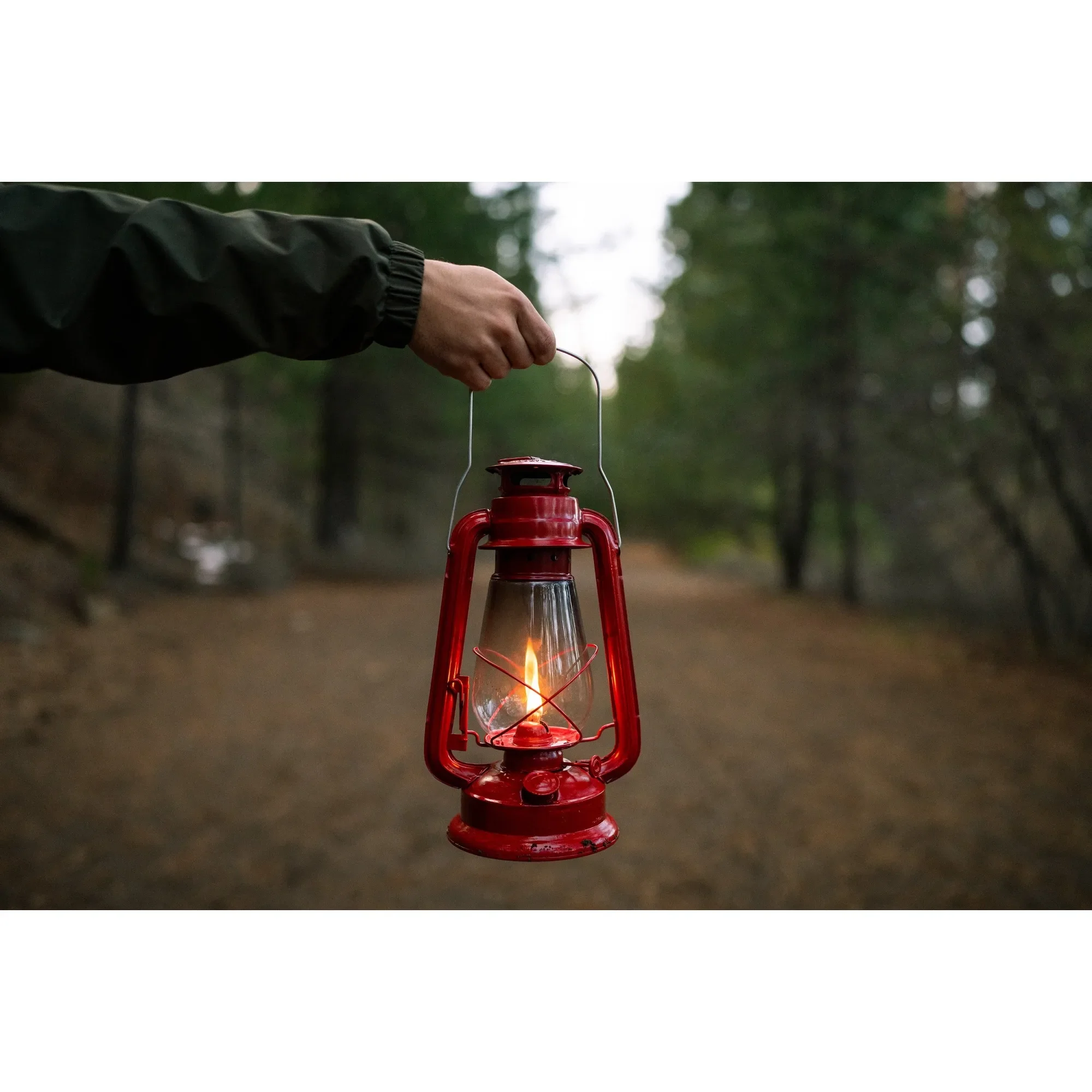 12" Hurricane Lantern (Red) Kerosene Camping Lamp,Up to 150 lumens.