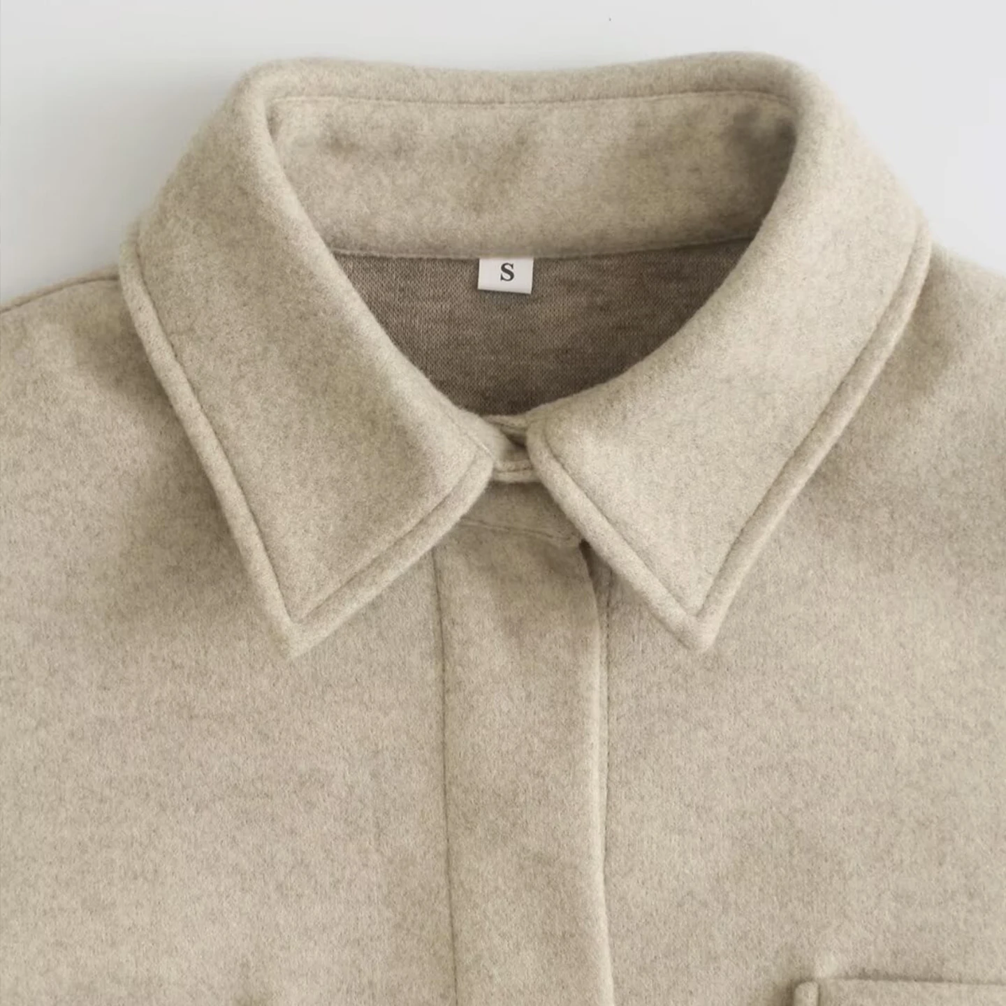 معطف Ele Summer 2025 للسيدات من الصوف الناعم مع مجموعات كبيرة فضفاضة تناسب Ele Personali Commute Sle Long Sve