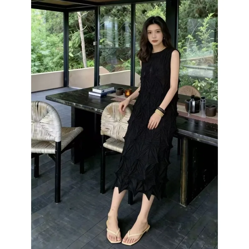 Miyake Original Pleated Dresses Plisse 2026 Summer New Starburst Pleats Design Solid Color Fashion Irregular Elegant Fold Dress