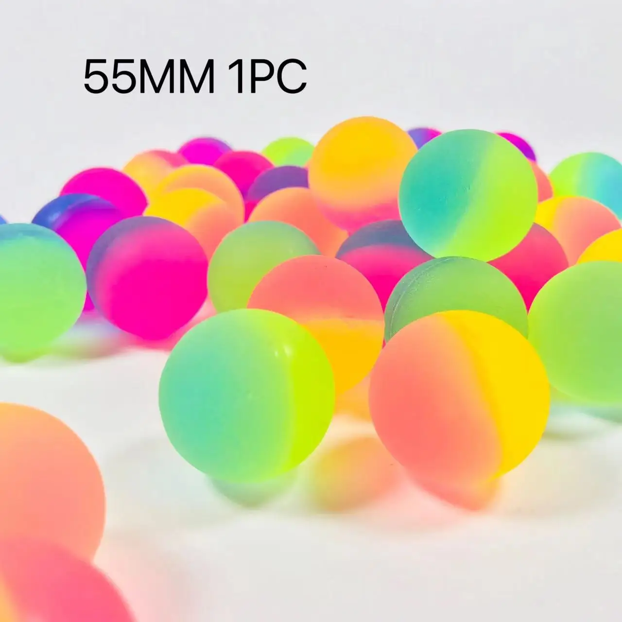 Elastischer Ball, Gummi-Sprungball, Regenbogenfarben, zweifarbig, matt, fester elastischer Ball, farbiger Schwimmerball, lustiger Ball, Ei-Drehmaschine, Spielzeug