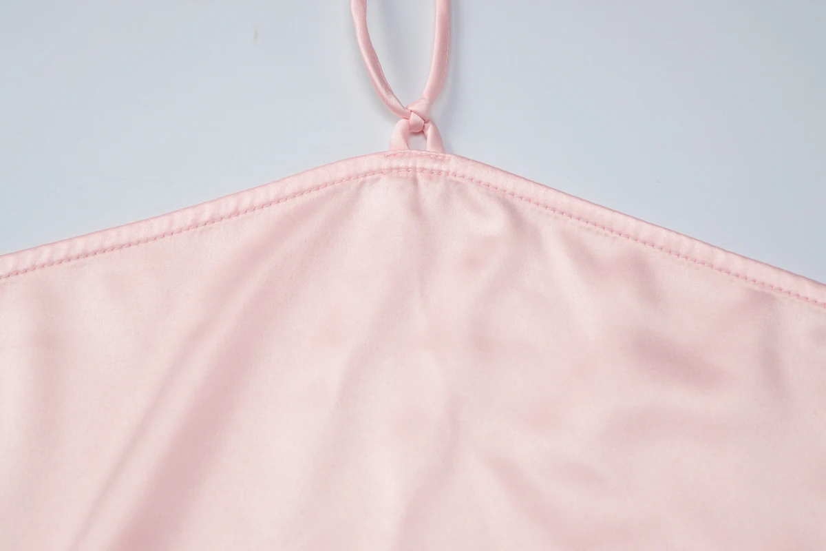 Hugcitar Modisches Neckholder-Top mit Schnürung, Rückenfreies, Unregelmäßiges, Einfarbiges, Sexy Crop-Top für Damen, Niedliche Kleidung für Strand, Urlaub und Party – Detail 5