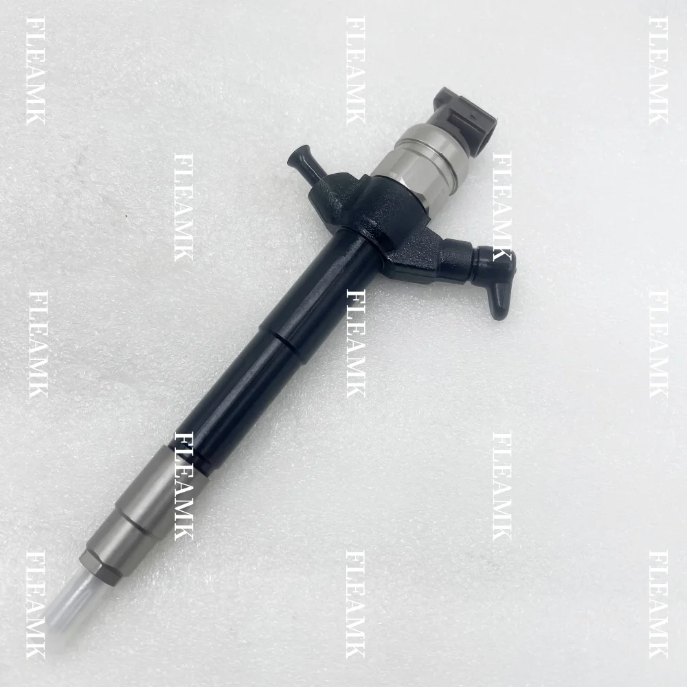 High Quality Diesel Common Rail Injector 095000-8110 1465A307
