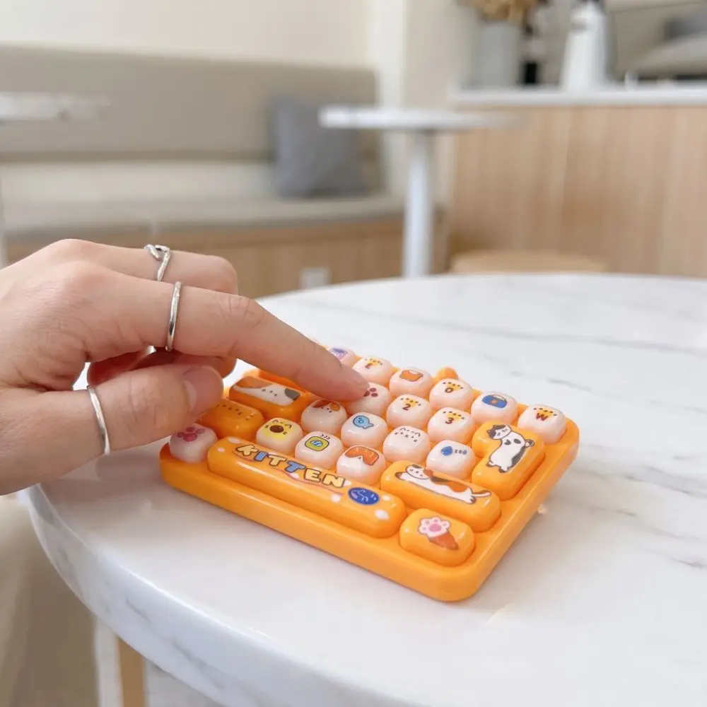 Mini 26 Keys Keyboard Keychain Animals Cartoon Fingertip Button Keyring Clicker Sound Portable Sensory Clicker Travel Use