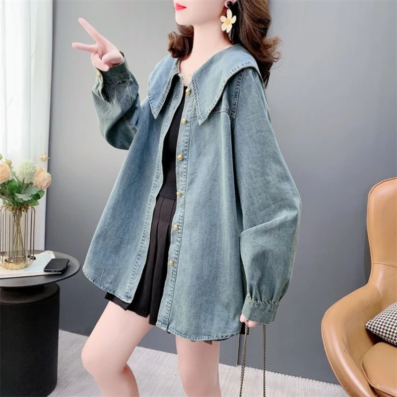 Spring 2025 New Korean Vintage Sweet Doll Collar Denim Shirt Jacket Women Petite Friendly Stylish Youthful Loose Top