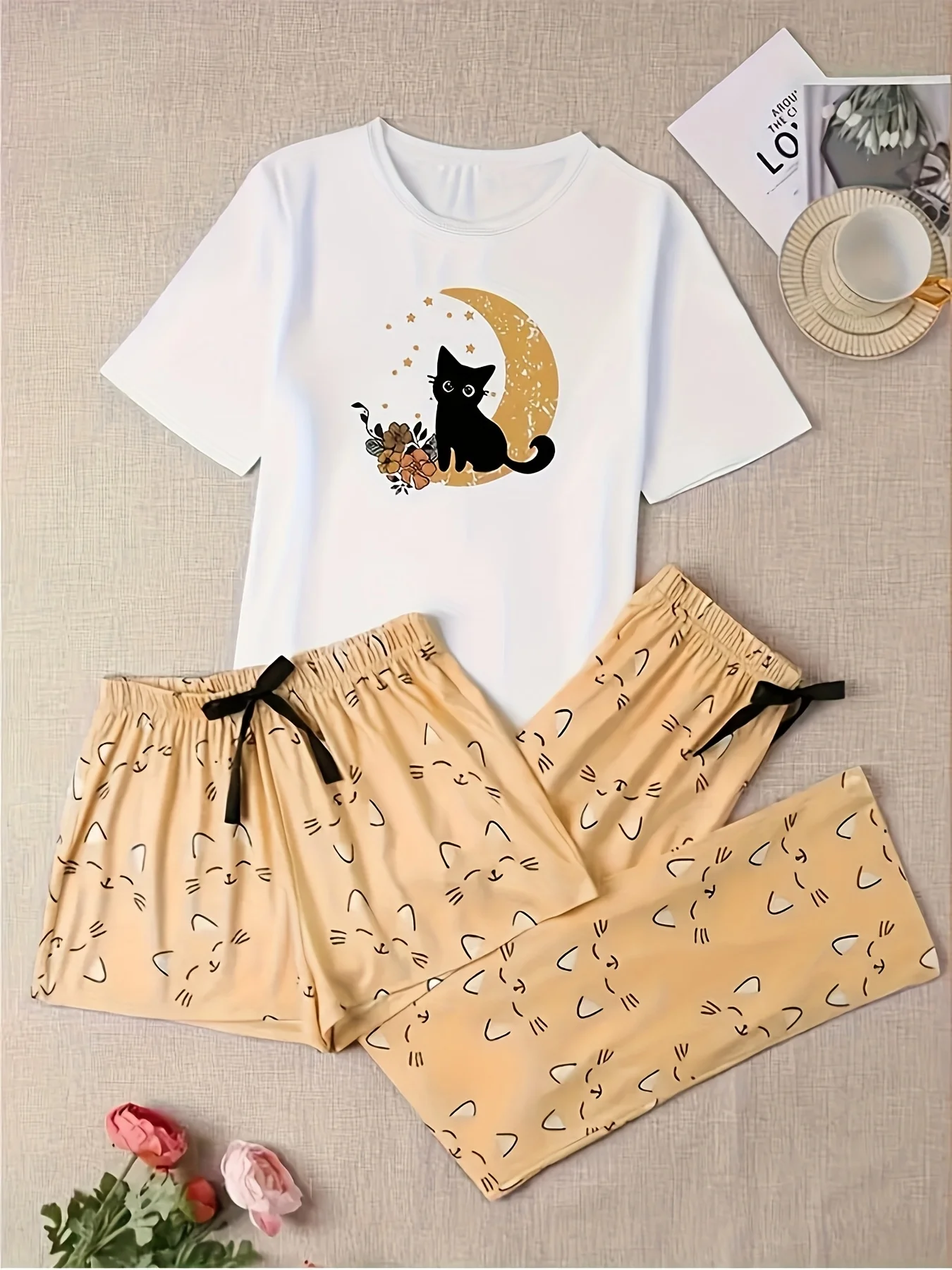 

White Cartoon | Cat | Moon | Floral Print Short Sleeve Top, with Yellow Kitten Smiling Long Pants and Shorts, Three-Piece Set -