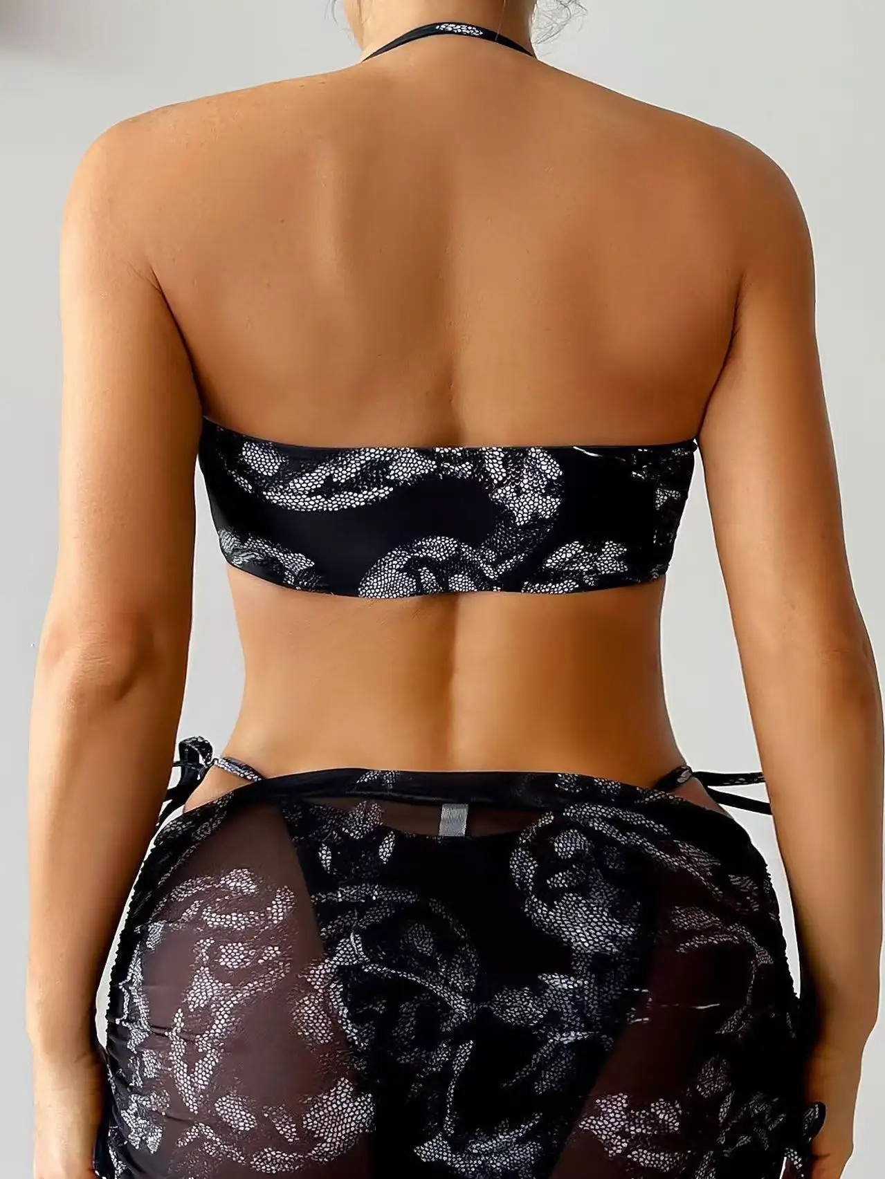 Set bikini floreale Ditsy con gonna sexy senza schienale e a strati, abito da spiaggia Boho in rete trasparente con gonna con lacci Abito da spiaggia