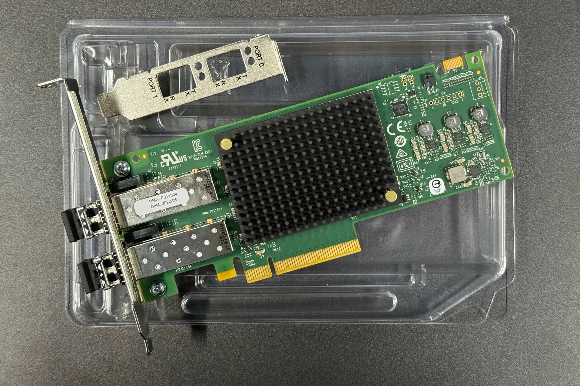 Emulex LPE31002-AP Dual Port 16 GB Glasfaserkanal-HBA-Karte, volle Höhe, LPE31002-AP Server-HBA-Karte