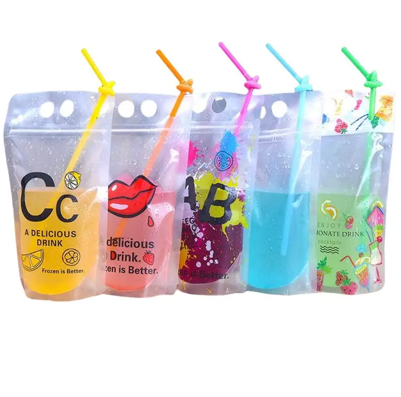 1000pcs 500ml New Design Plastic Drink Packaging Bag Pouch for Beverage Juice Milk Coffee, with Handle and Holes for Straw ni111