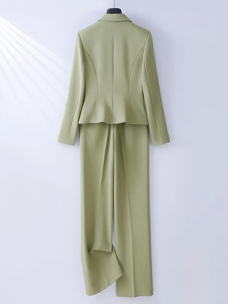Short Green Suit Set for Women Professional Workwear 2026 New Autumn Jewelry Store Beauty Therapist High-End Feel Commute Style