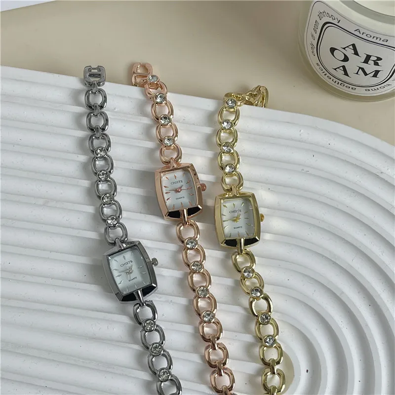 The Small Dial Bracelet Watch Women Ultra Thin Alloy Band Antique Quartz Watch Relogio Feminina