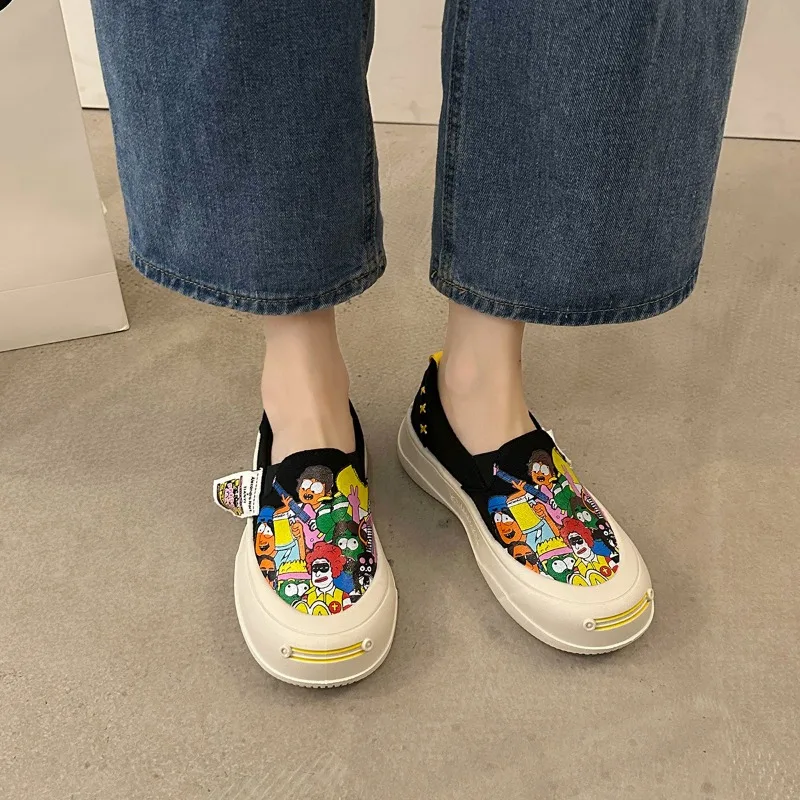 Large Size Graffiti Personality Canvas Shoes New Women 2024 Spring New Muffin Bottom Round Head Thick Sole Fashion Woman