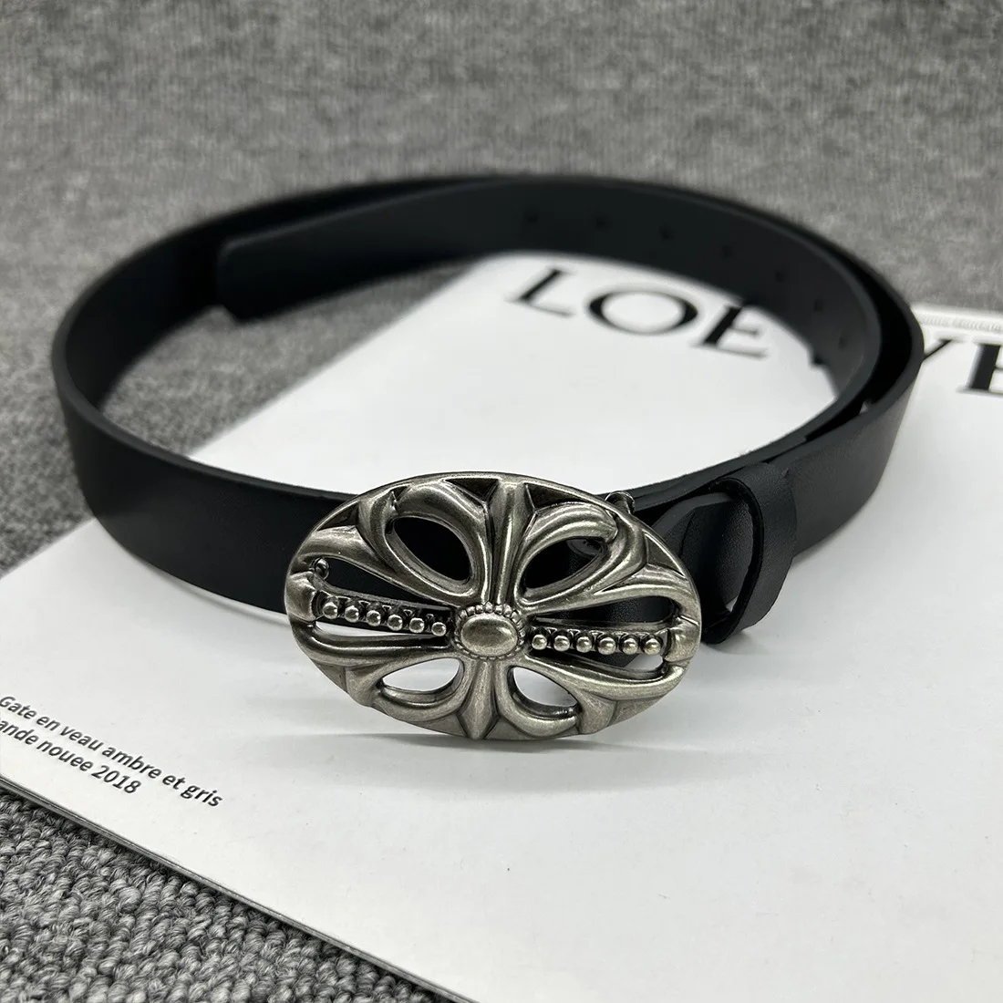 حزام كروس كلاسيكي أوروبي وأمريكي للنساء، حزام ريترو مجوف وكبار السن من قماش الدنيم الغربي للرجال