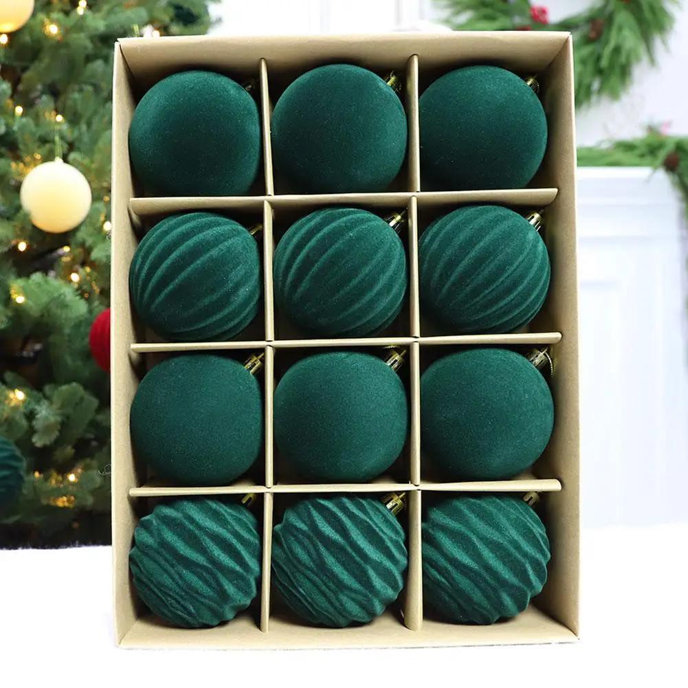 12 teile/schachtel Dunkelgrün Samt Weihnachtskugeln Weihnachtsbaum Dekor Hängende Kugeln Ornamente Plüsch Ball Weihnachten Dekor