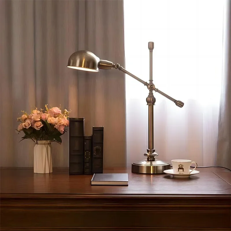 American Retro Table Lamp Copper Study Desk Decorative Lamp Work Metal European Long Arm Eye Protection Bedroom Bedside Lamp LED