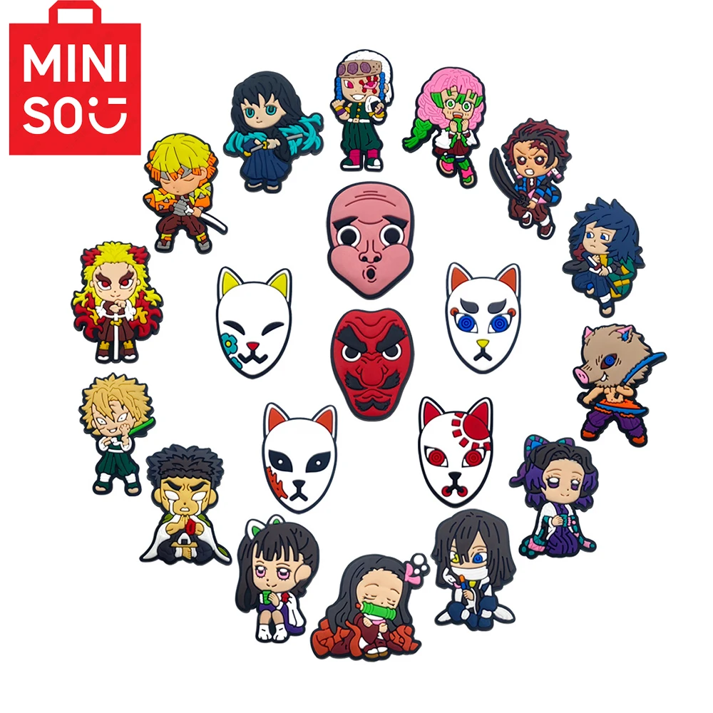Miniso faca fantasma quente, 11-100 peças, amuletos de sapatos, bolsa de sapato de pvc, acessórios diy para derivados, dia das bruxas, presente de festa de natal ﻿