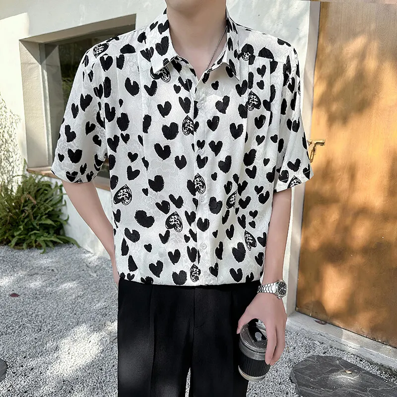 

Лето 2022, рубашки с короткими рукавами из ледяного шелка, мужская мода, свободная повседневная рубашка с принтом любви, тонкая дышащая рубашка с лацканами, социальная уличная одежда