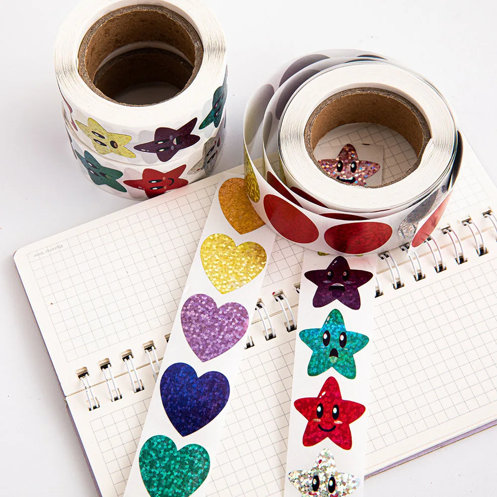 500pcs/Roll Cartoon Color Love Sealing Stickers Heart Shape Creativity DIY PVC Laptop Decals Decoration Stiker Reward Label