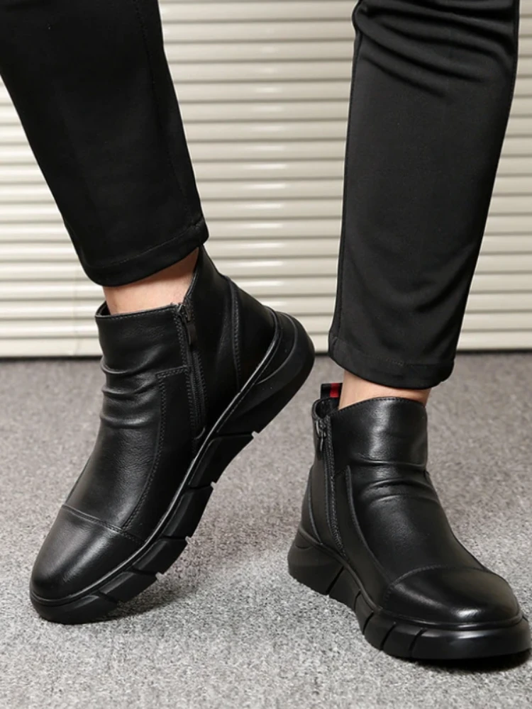 Men Chelsea Boots Slip-on Waterproof Ankle Boots Retro Black Men Fashion Boots Motorcycle Shoes Plus Size 2024