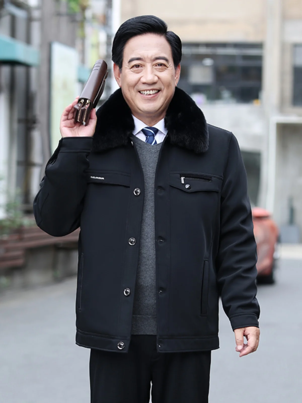 

Thickened down Cotton Jacket Men's Winter Coat Warmth Plush Lined Large Fur Collar Dad Casual Style Business Gentleman Faux S...