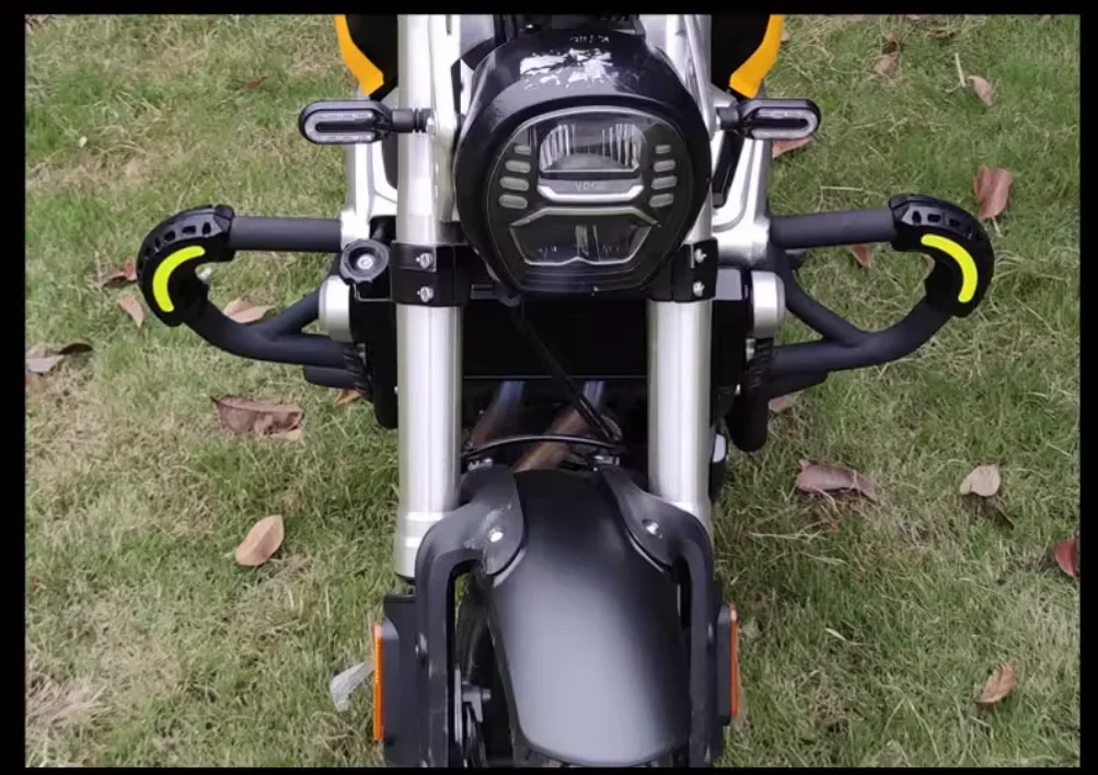 Stainless Steel Motorcycle Crash Bars Engine Guards for LONCIN VOGE 500AC Off-Road/Dual-Sport Bicycle Collision Protection