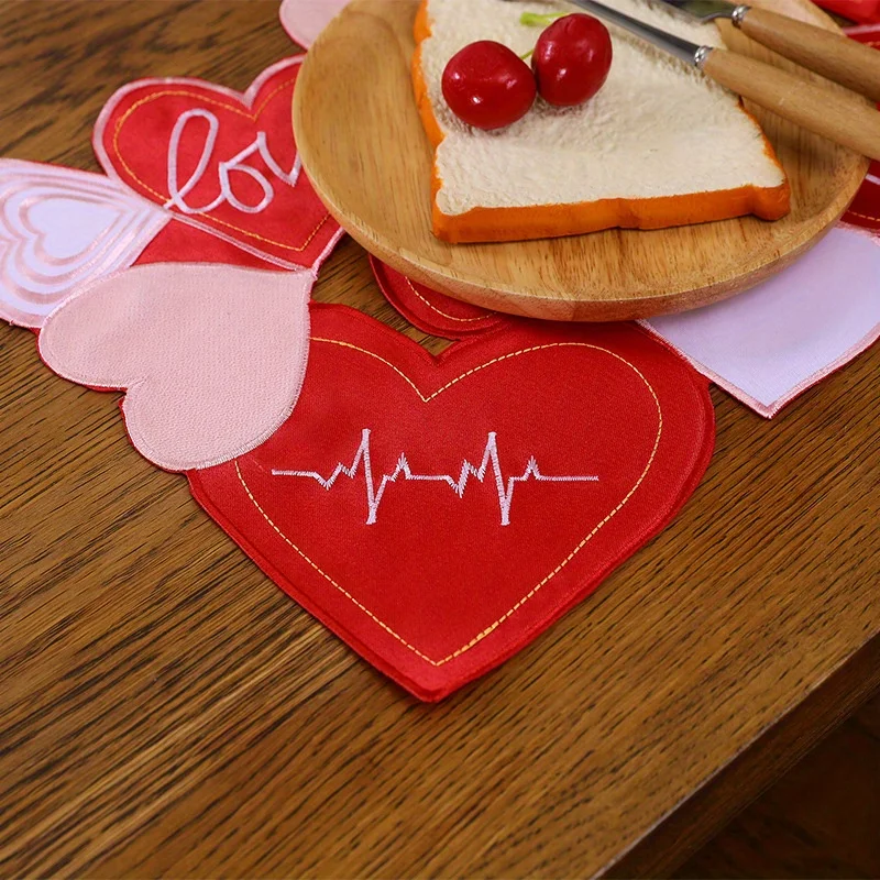 4/2/1PC New Valentine\'s Day Love Proposal Patch Embroidered Table Flag Placemat European Love Coffee Dining Decoration Plate Mat