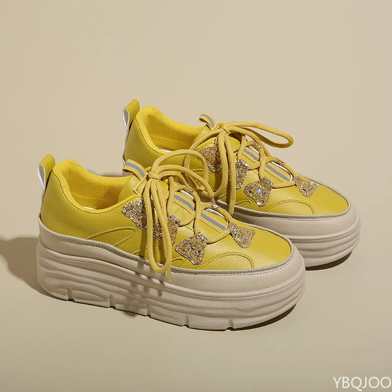 Spring Autumn New Casual Comfortable Women's Shoes Versatile Interior Height Boosting sneakers Fashionable Simple Women's Shoes