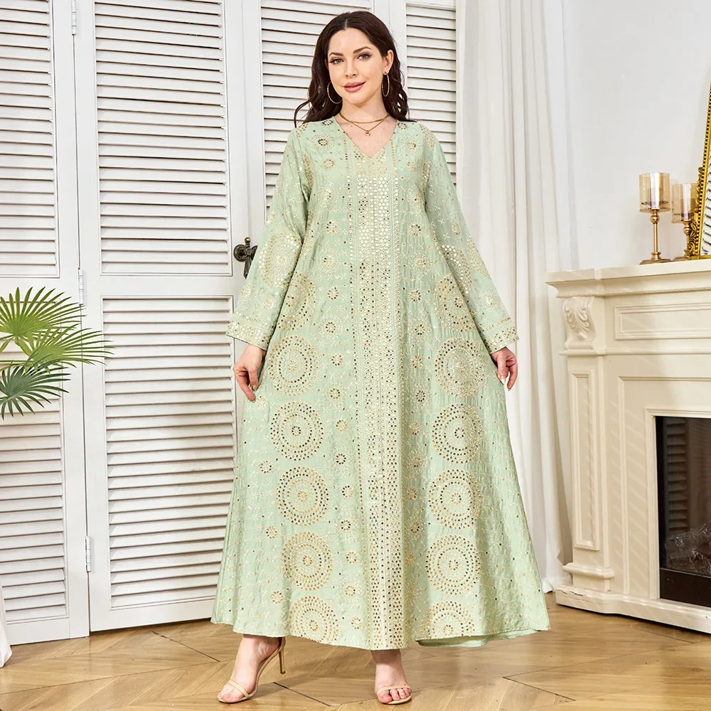 Women's Long Muslim Robe Middle East Fashion New Embroidered Beads Party Dress Abaya Exotic Dress
