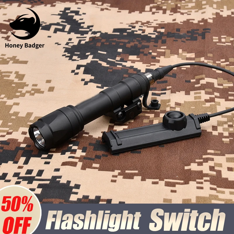 

WADSN TacticalM300M600 Mini Flashlight Airsoft Hunting Scout Light High Power Weapon Hunting Light Dual Function Pressure Switch