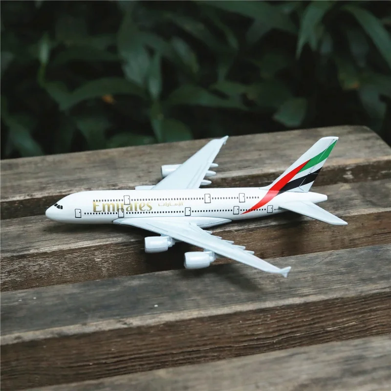 

Scale 1:400 Metal Aircraft 15cm Emirates Airlines A380 B777 Airplane Diecast Plane Model Aviation Collectible Miniature