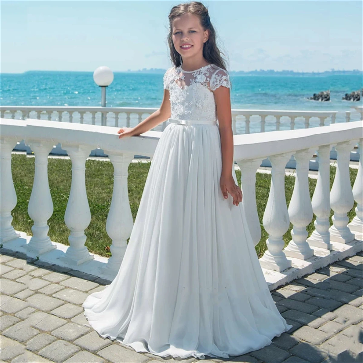 Vestido de niña de flores esponjoso de tul blanco para boda, apliques de manga corta, vestidos de baile de primera comunión para fiesta de cumpleaños de princesa para niños