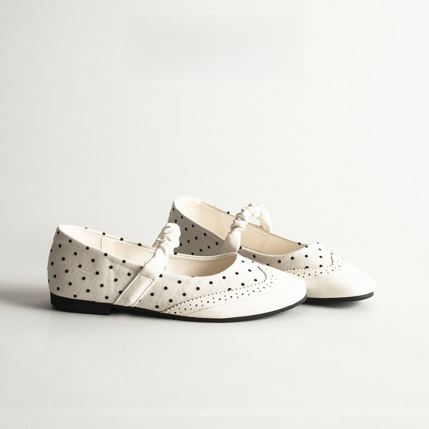 genuine-leather-mary-jane-ballet-flat-shoes-women's-casual-vintage-carved-flower-slip-on-fashionable-spring-season-ladies'-fo