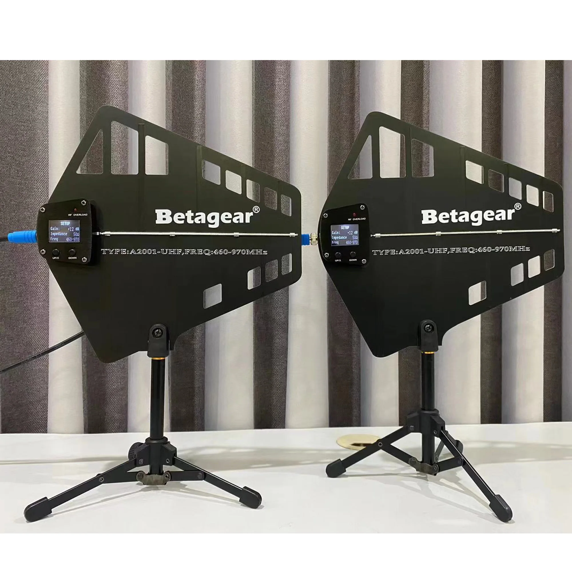 Betagear Active Directional Antenna A2001 9-12V Input Power Antena Signal Enhancer 450-970Mhz Digital LCD Gain Amplifier 300M