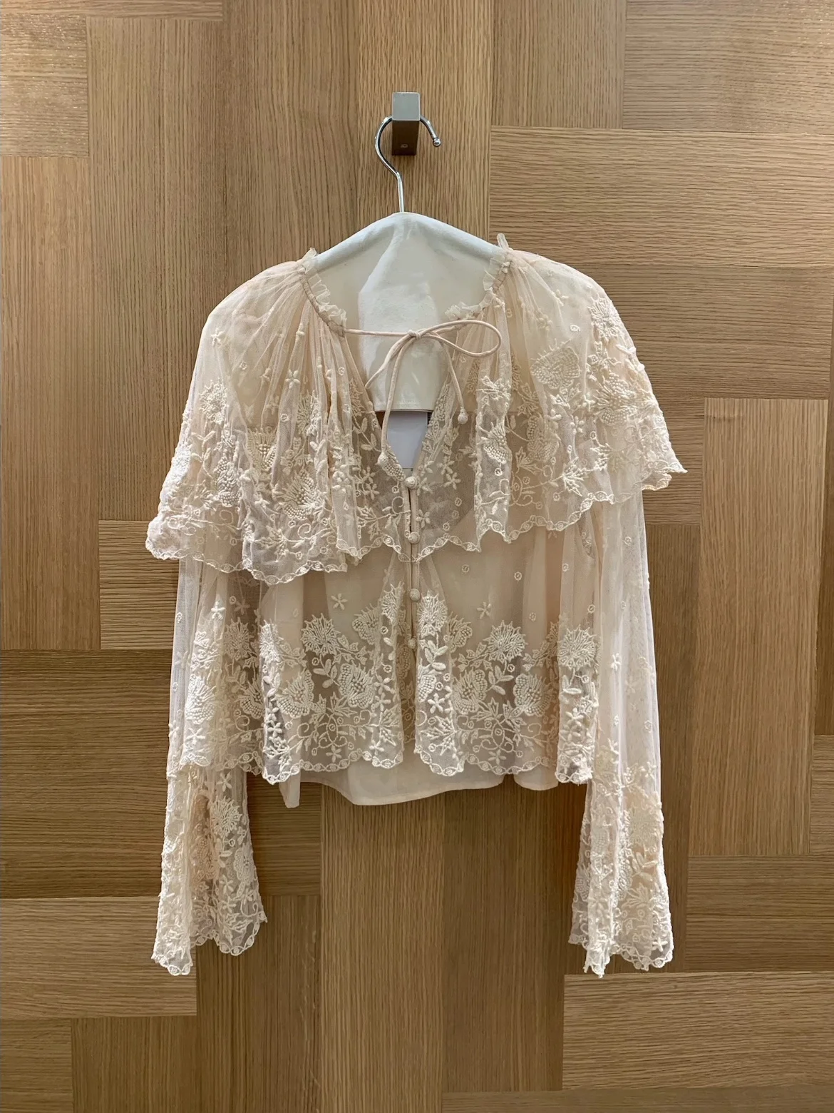 

HEIDD SE2026 Early Spring Gentle Soft Beige Heavy Embroidery Ruffle Collar Cowl Neck Shirt Women's Fashion Nylon Long Sleeve